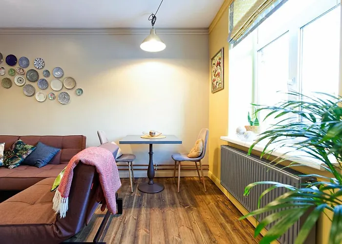 Self Check In Miera Art * Riga