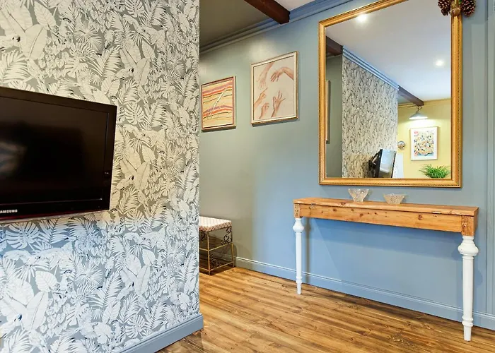 Apartment Self Check In Miera Art *