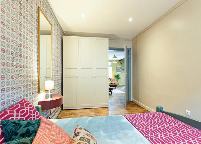 Apartment Self Check In Miera Art