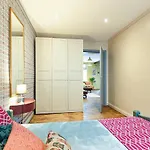 Apartamento Self Check In Miera Art